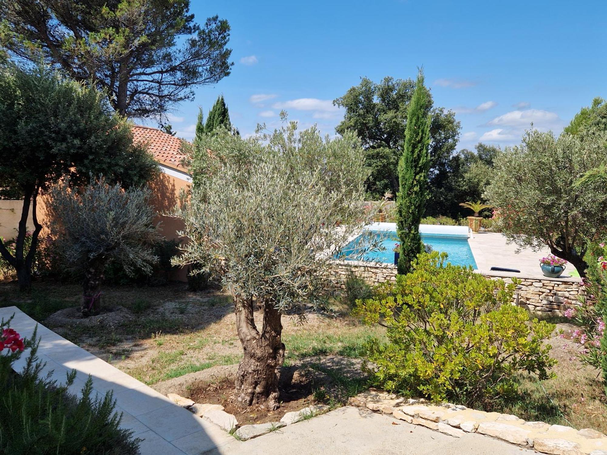 Villa La Cigaliere LʼIsle-sur-la-Sorgue Exterior foto