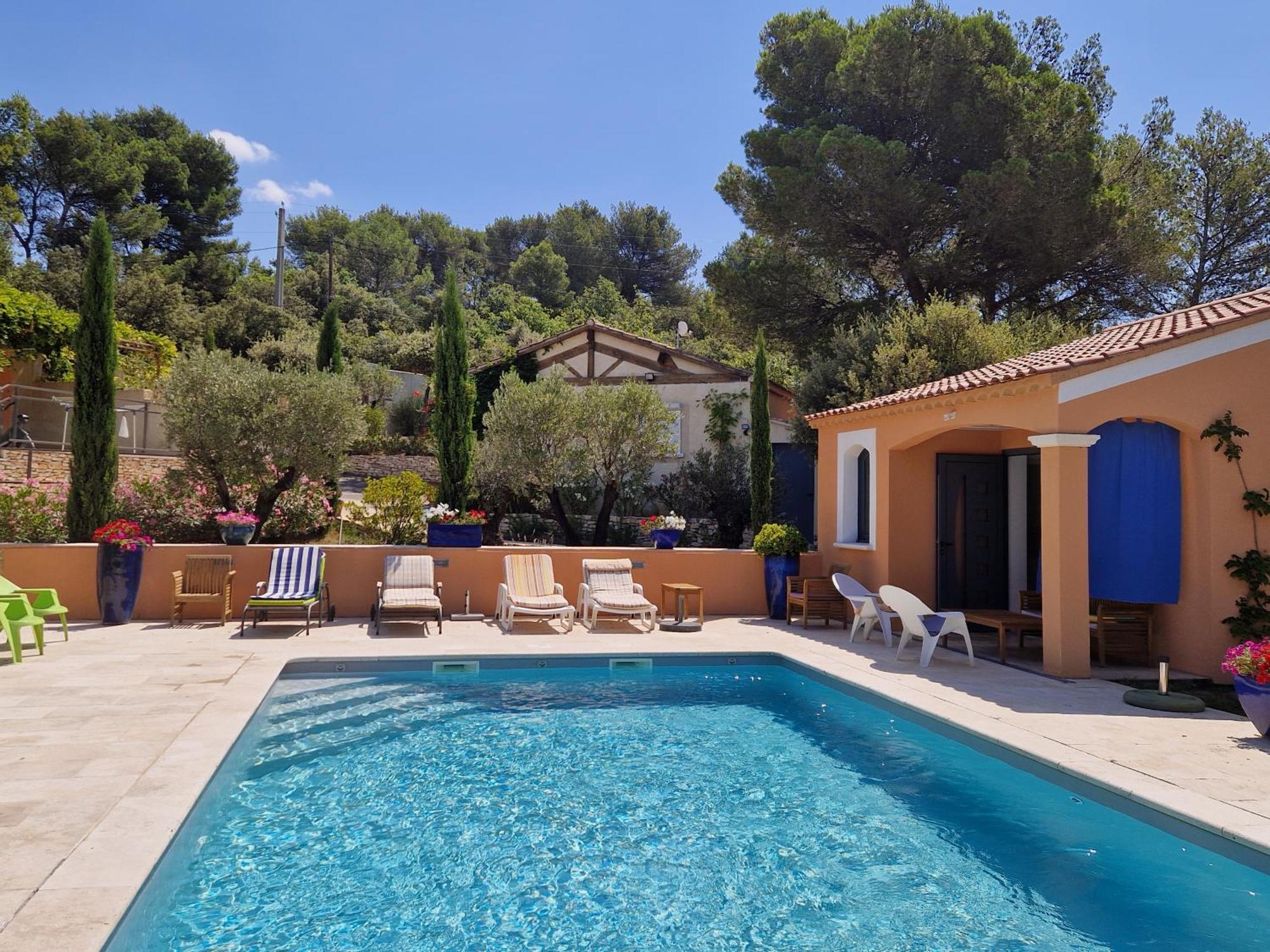Villa La Cigaliere LʼIsle-sur-la-Sorgue Exterior foto